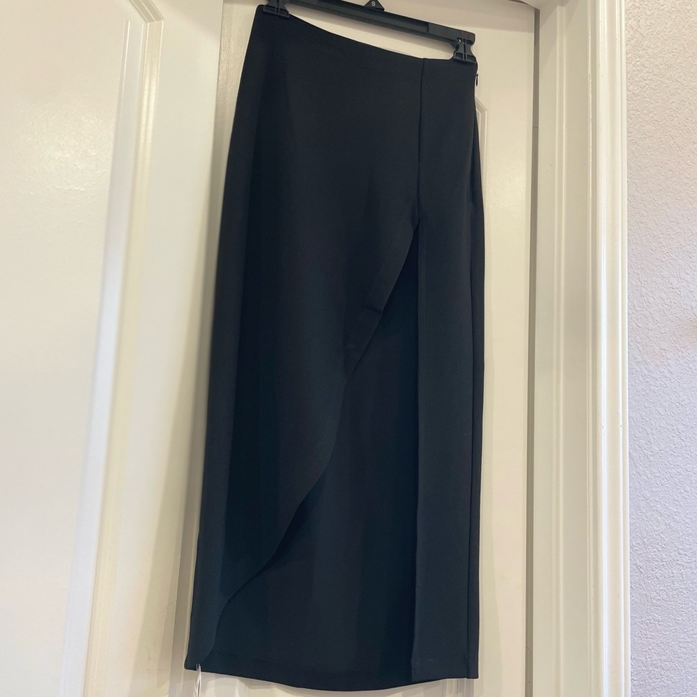 Abercrombie & Fitch Skirt - Picture 3 of 6